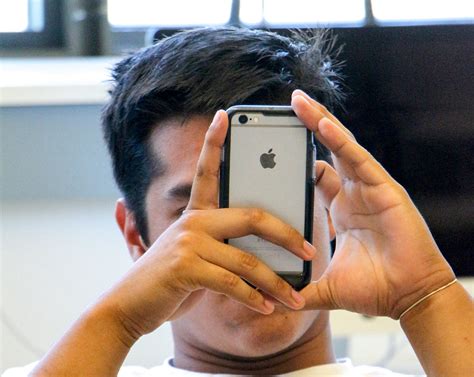 How parents can limit children’s harmful cellphone use at home.
